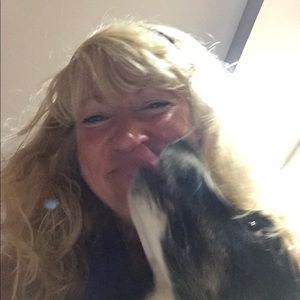 Meet your Posher, Pauline